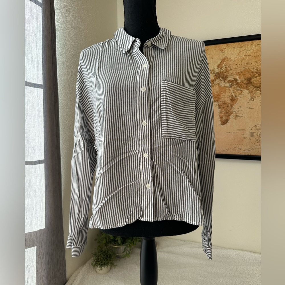 Wild Fable button down top